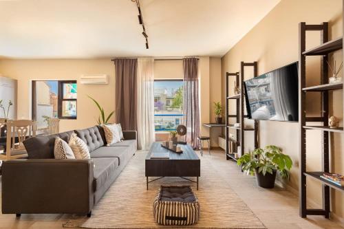 Acropolis View 2-Bedroom Apt, Minimal-Safari Vibe, Big Balcony! 3
