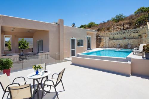 Iconic Villa with sea view and private pool