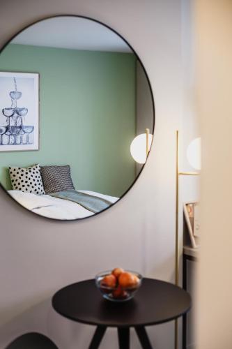 The Circus Living - image 10