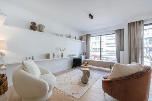 High-end apartment in centre of Knokke with parking