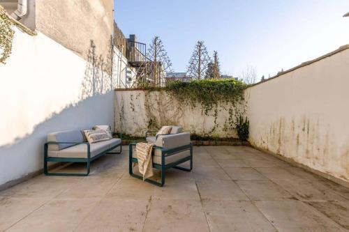 House with large and sunny terrace