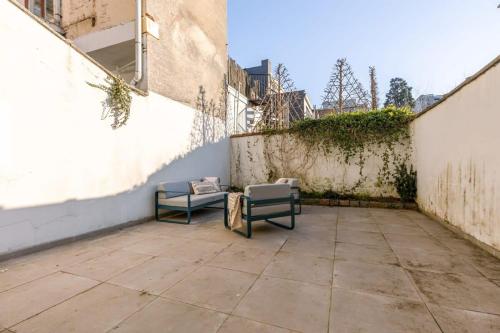 House with large and sunny terrace