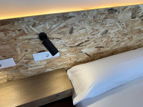 Hotel y Albergue Real Fabrica de Ezcaray – Ezcaray, WV