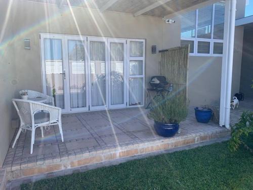 Cozy private room near Blouberg Beach