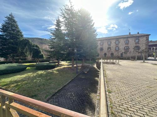 Hotel y Albergue Real Fabrica de Ezcaray – Ezcaray, WV