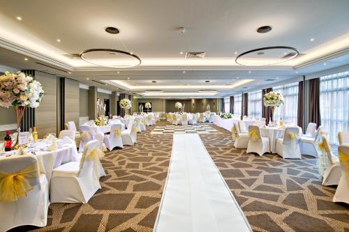 Banquet hall, DoubleTree by Hilton London Ealing in Ealing