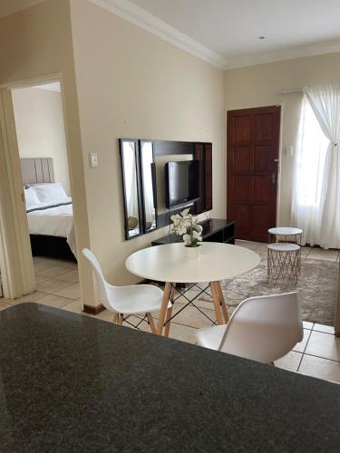 Thorntree Self Catering Apartment, Witbank