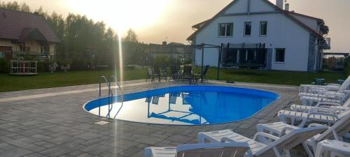 Mazurskie Wzgórze BIS z basenem