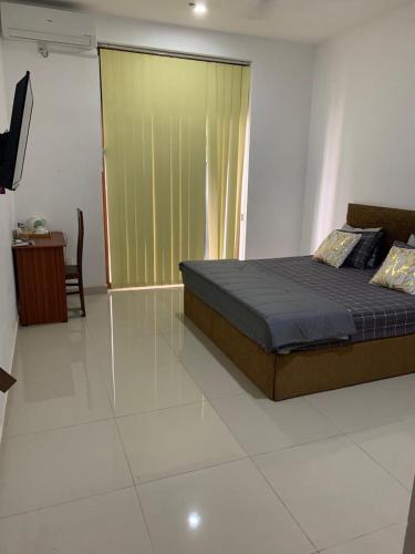 R&R residencies, Mount Lavinia