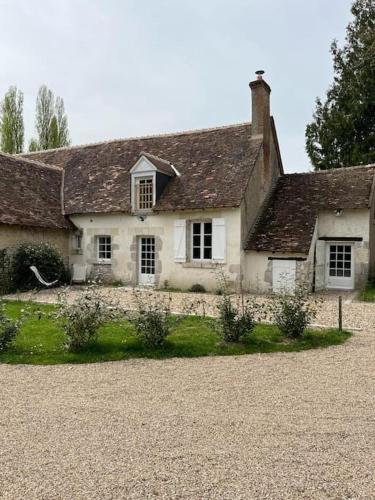 La Tibourdière : au coeur du pays des châteaux, maison au calme entre vignes et champ