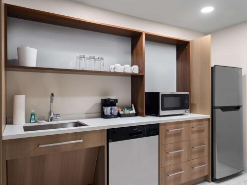 Konyha, Home2 Suites by Hilton Brownsburg in Brownsburg (Indiana)