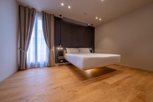 Superior Apartment image 7