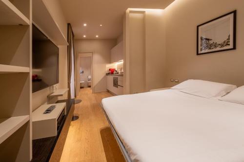 Superior Apartment image 8
