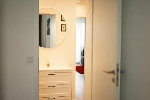 3-Zimmer-Wohnung mit Balkon und Parkplatz in Duisburg nahe Düsseldorf in Duisburg, Deutschland