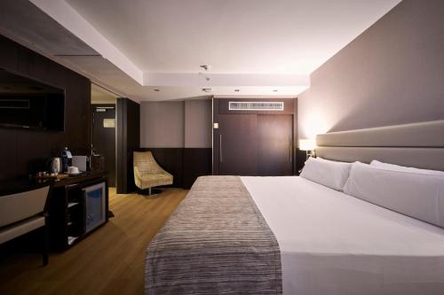Junior Suite image 5