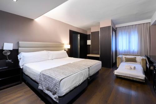 Triple Room image 5
