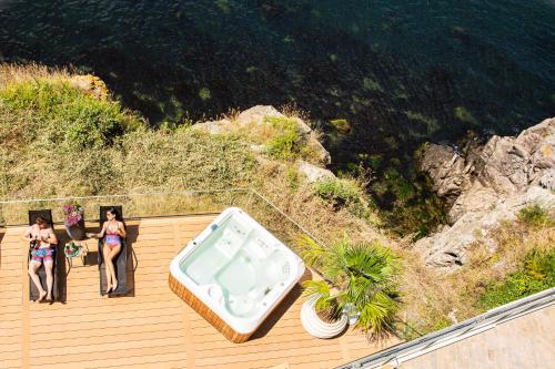 Hotel Coral Sozopol - image 4