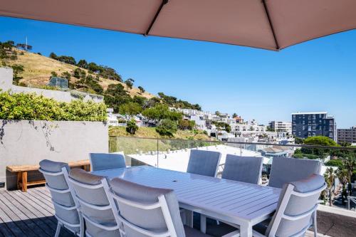 Summit on Quarter - image 9