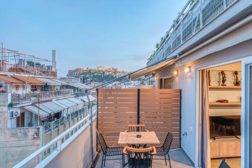 IVY Apartments in the Heart of Athens 3