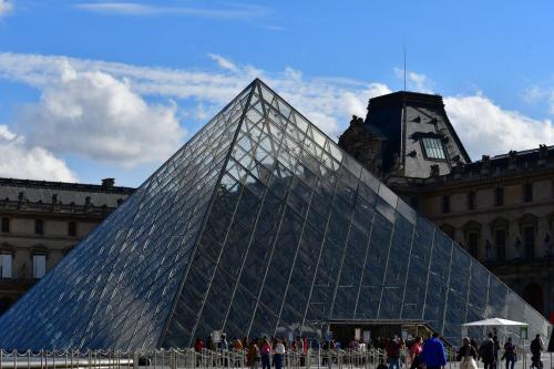 GuestReady - Charmant studio à 10 mins du Louvre - Tap to explore photos
