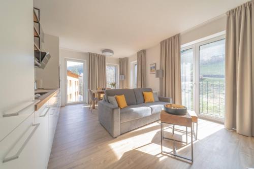 2 bedrooms, 4 beds