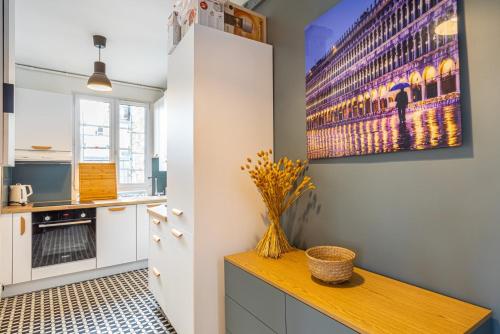 GuestReady - Appt Élégant près de la Tour Eiffel, Paryż (zdjęcie 9)