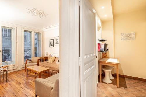 GuestReady - Superb Appt près du Pathéon, París (foto 9)