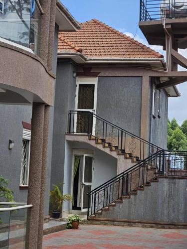 HILLS APARTMENTS - image 3