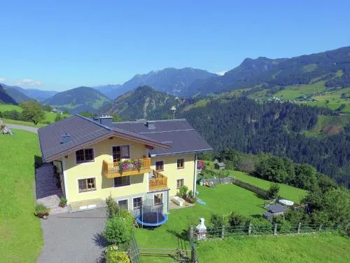 Apartment in Taxenbach near Kaprun Ski Area in Taxenbach, Österreich