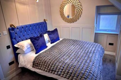 Treat Yourself To Boutique Luxury & Style