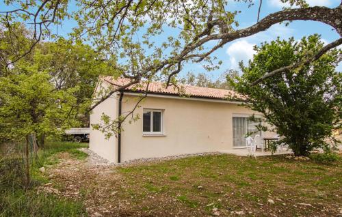 Pet Friendly Home In Lussas With Kitchen - Location saisonnière - Lussas