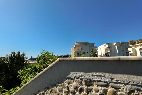 Hotel Billy – Himarë, CA