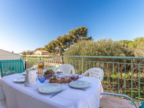 Apartment Lou Mazet by Interhome - Location saisonnière - Six-Fours-les-Plages