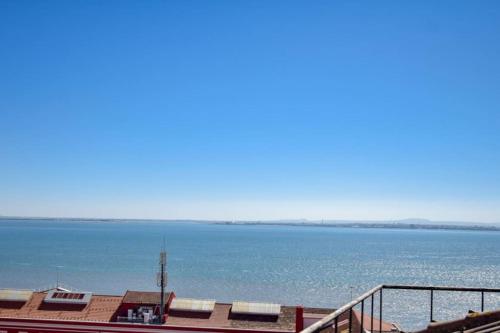 Stylish Lisbon Apartment Central, Lisabon