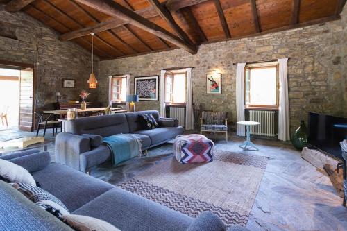 Charming & Authentic Stone House La Brugna in Borgo Val Di Taro
