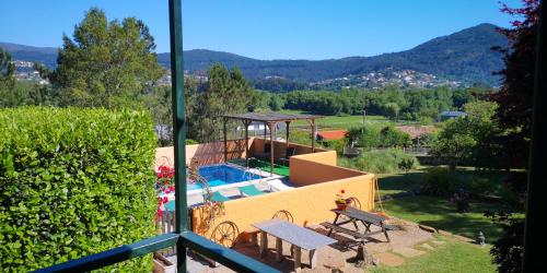 Shakti Rio Mino Eiras, O Rosal in 托米諾