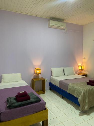 1 double bed, 1 twin bed