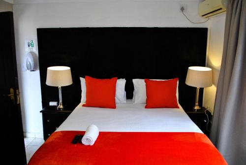 Lapologa Bed & Breakfast