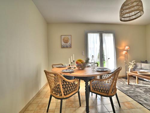 Holiday Home Les Pâquerettes by Interhome (Holiday Home Les Paquerettes by Interhome) in 拉布雷萊班