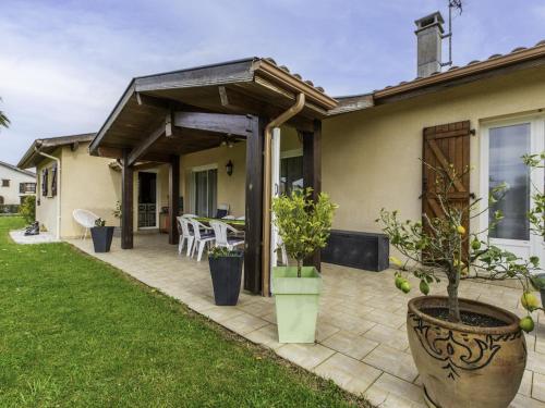 Holiday Home Océane by Interhome - Location saisonnière - Saint-Martin-de-Seignanx