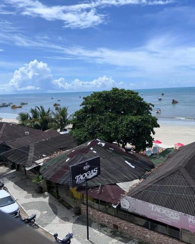 Double Room with Sea View image 2
