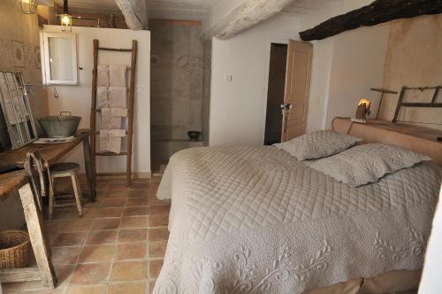 4 bedrooms, 7 beds