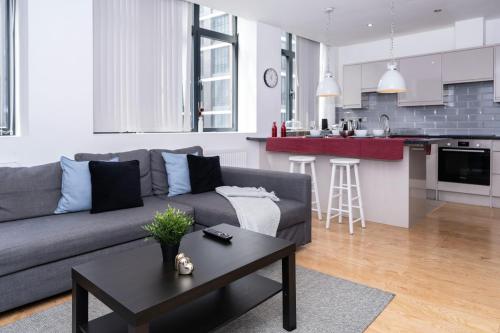 Shoreditch Apartments by DC London Rooms