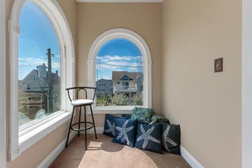 115 E Hand Ave, Unit 203 in Wildwood, USA