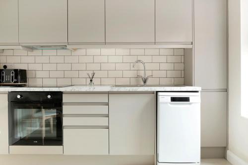 Lovely 2 Bedroom House - Free Parking - Accommodation near QMC Hospital & University of Nottingham - in 近市中心