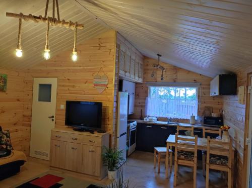 Domek pod sosnami