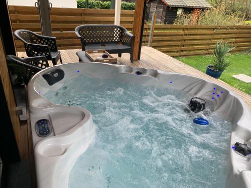 Riviera Cottage in 孔布蘭歐蓬