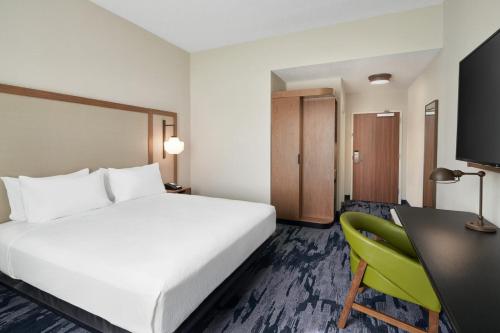 Fairfield by Marriott Inn & Suites Orlando at Millenia