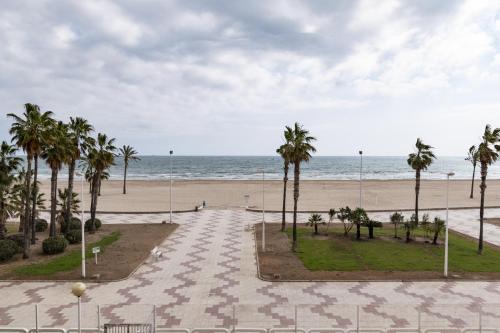 Apartment with Sea View image 10