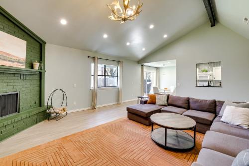 Lovely Bentonville Home with Grill 1 Mi to Downtown in Bentonville, USA